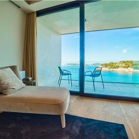 Luxury 7 Bedroom Dubrovnik Beachfront Villa with Infinity Pool, Sleeps 14
